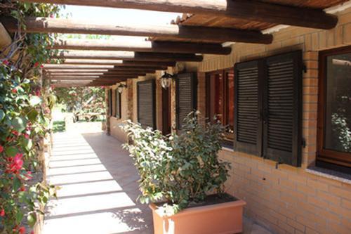 Santigu Cunventu Ξενοδοχείο Domus De Maria Εξωτερικό φωτογραφία